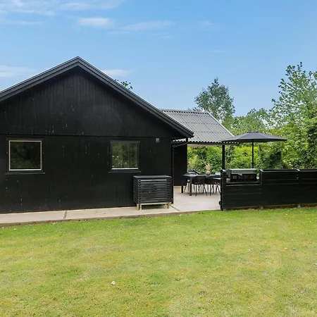 3 Bedroom In Holiday home Nexo
